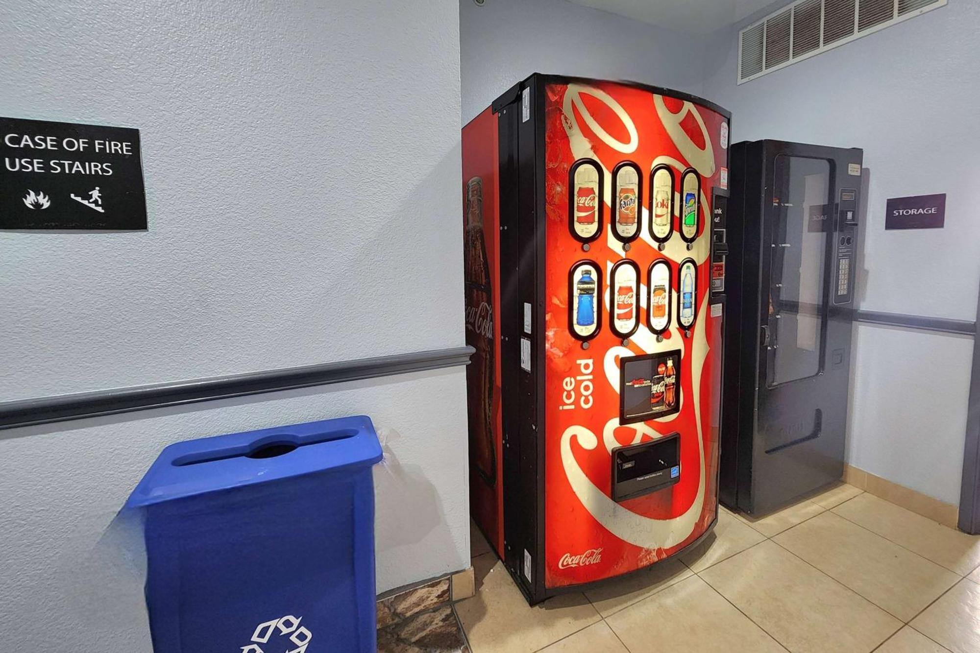 Days Inn By Wyndham Kemah Ngoại thất bức ảnh